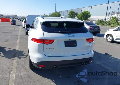2020 Jaguar F-Pace Premium P250 Awd Automatic z USA, uszkodzony, nr VIN SADCJ2FX5LA630044